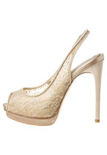 Обувки "Пепеляшка"